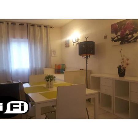 Quarteira Home Beach Ferias Tranquilas A 1Km Da Praia Totalmente Renovado Exteriör bild