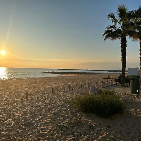 Quarteira Home Beach Ferias Tranquilas A 1Km Da Praia Totalmente Renovado Exteriör bild