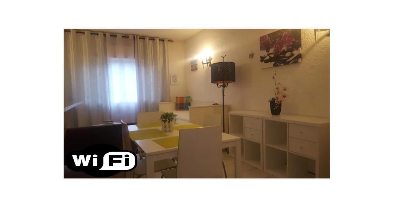 Quarteira Home Beach Ferias Tranquilas A 1Km Da Praia Totalmente Renovado Exteriör bild