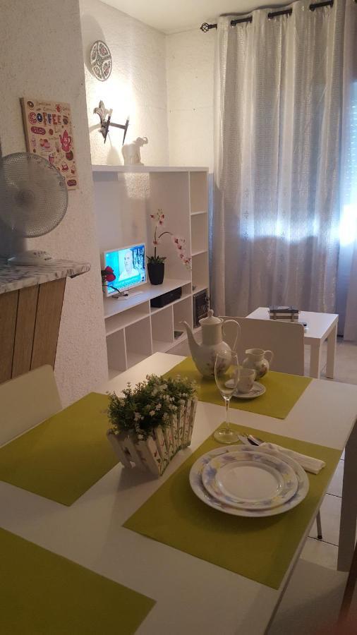 Quarteira Home Beach Ferias Tranquilas A 1Km Da Praia Totalmente Renovado Exteriör bild