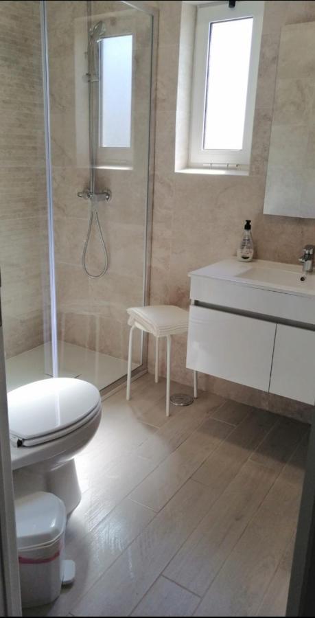 Quarteira Home Beach Ferias Tranquilas A 1Km Da Praia Totalmente Renovado Exteriör bild