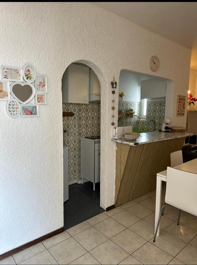 Quarteira Home Beach Ferias Tranquilas A 1Km Da Praia Totalmente Renovado Exteriör bild