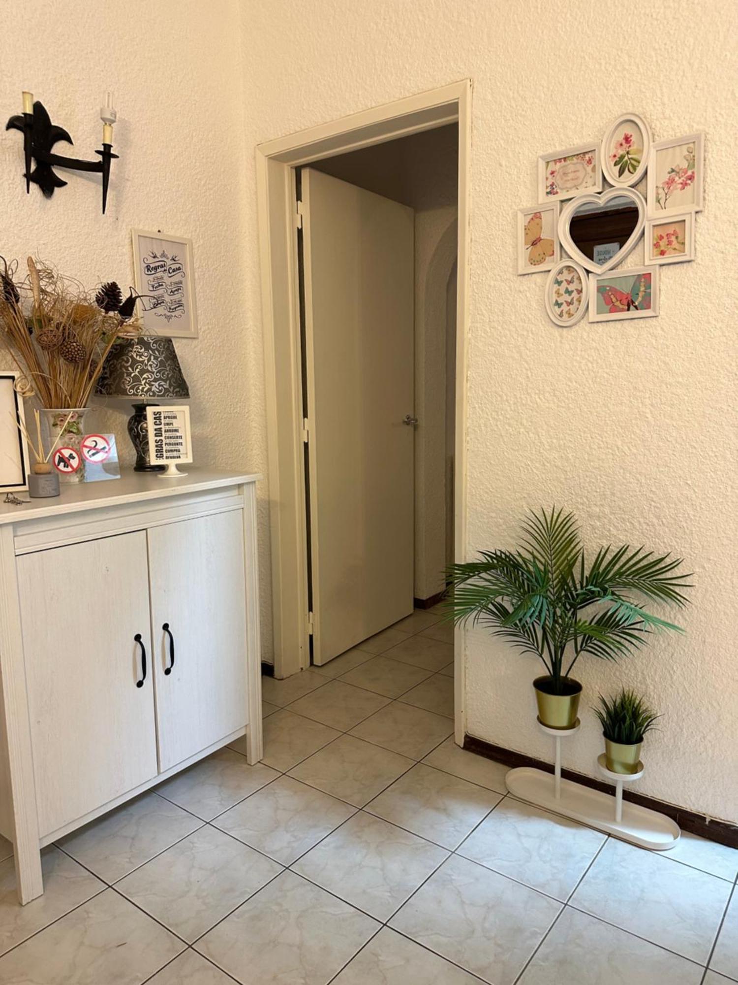 Quarteira Home Beach Ferias Tranquilas A 1Km Da Praia Totalmente Renovado Exteriör bild
